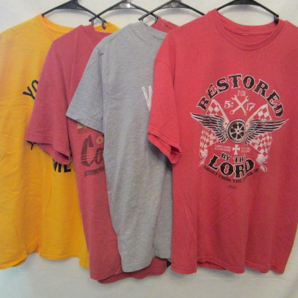 Young Men's T-shirt Lot of 4 Size XL Fun Graphic Short Sleeve Crew Neck